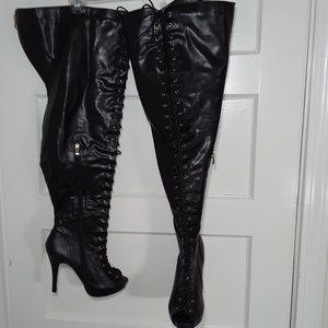 Free Reign Blk Vegan Wide Calf Lace-up Heel Boots